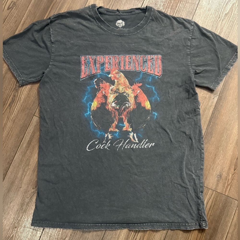 Danny Duncan Rooster Tee Men’s L Vintage Wash Graphic Shirt